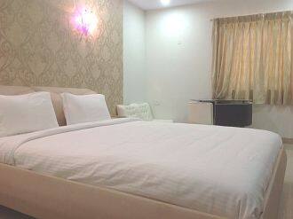Signature Hotel - Bhopal, Bhopal 2